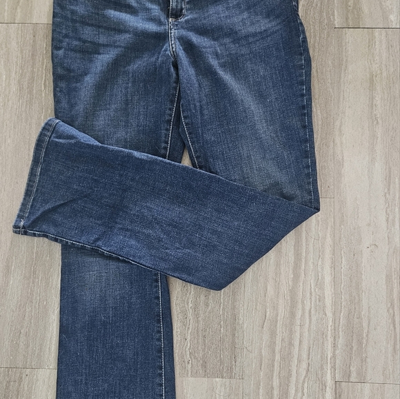 LEE Juniors Size 6 Regular Fit Mid Rise Bootcut - Picture 2 of 4